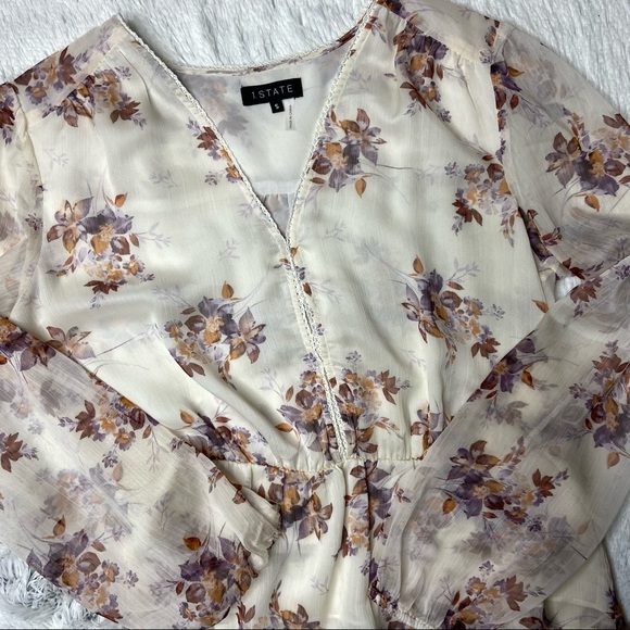 1 State Floral Blouse - Picture 2 of 4